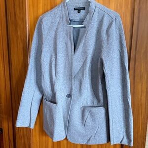 Women’s Banana Republic Light Gray Blazer with Single Button size large
